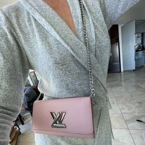 Louis Vuitton Pink Twist Epi Leather wallet on chain Crossbody